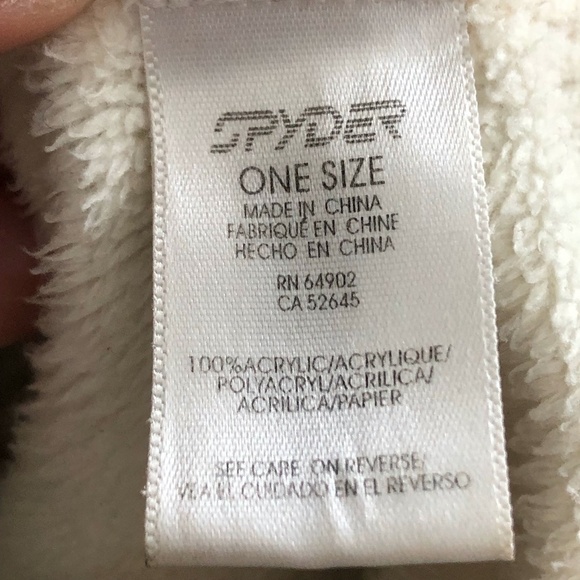 SPYDER Cable Knit Beanie - Picture 3 of 4